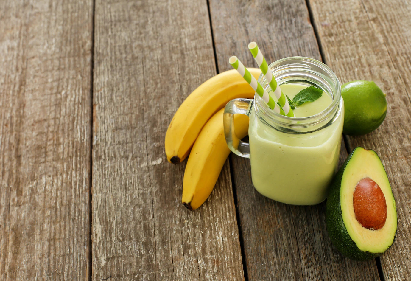 smoothie-with-avocado-banana